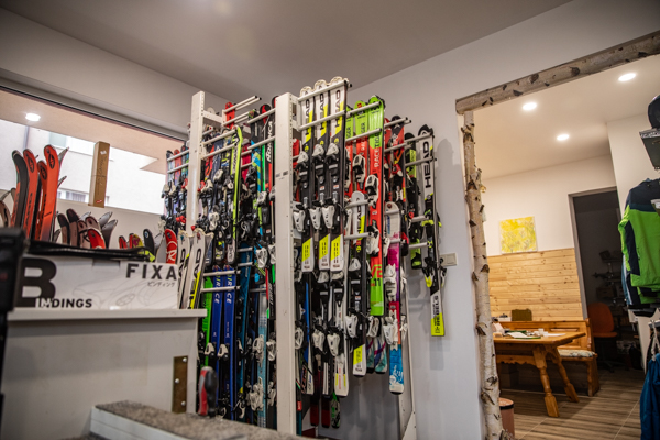 Ski Equipment 8